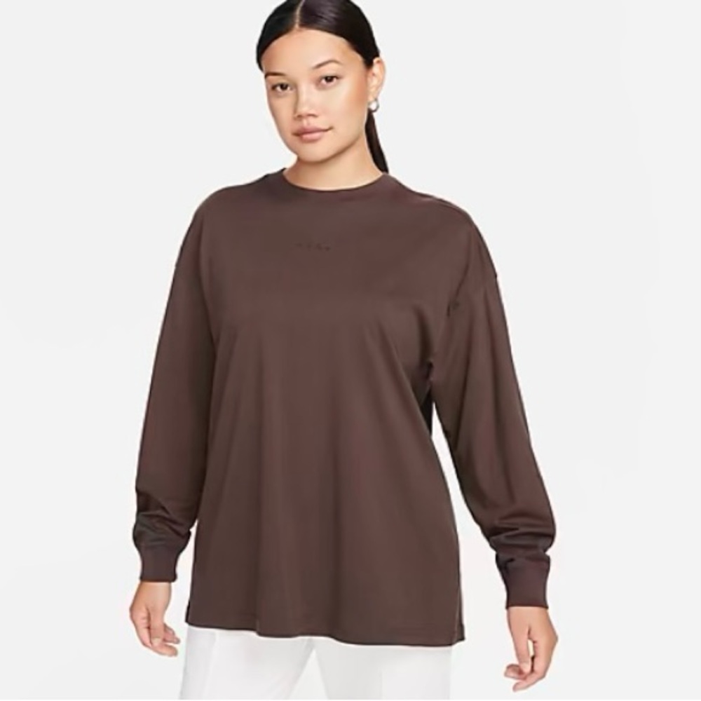 Nike Brown Oversized Long Sleeve Crew Neck Sweatshirt
